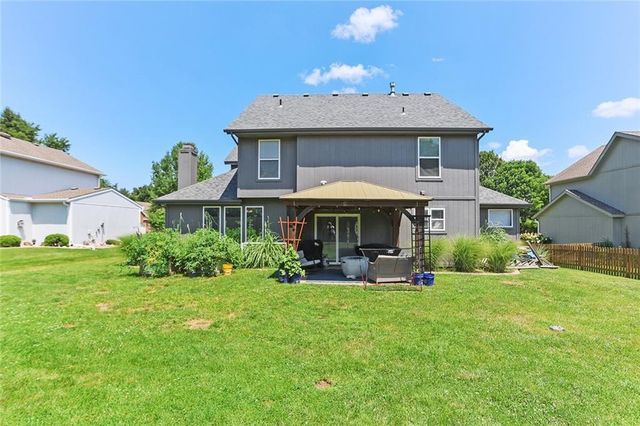 8120 NW Delta Drive, Kansas City, MO 64151