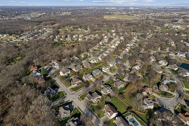 8120 NW Delta Drive, Kansas City, MO 64151