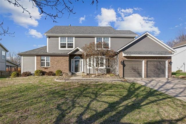 8120 NW Delta Drive, Kansas City, MO 64151