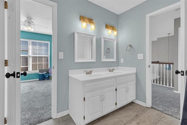 8120 NW Delta Drive, Kansas City, MO 64151