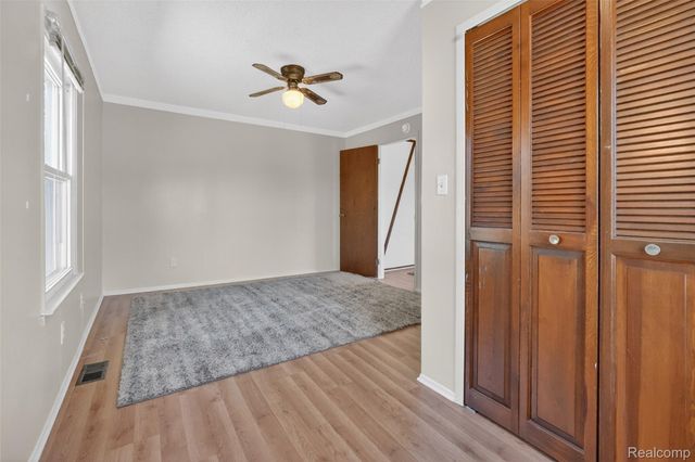 2421 5th Street, Trenton, MI 48183