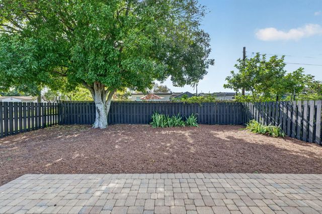 1391 SW 33rd Terrace, Fort Lauderdale, FL 33312