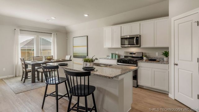 7515 N 154th East Avenue, Owasso, OK 74055