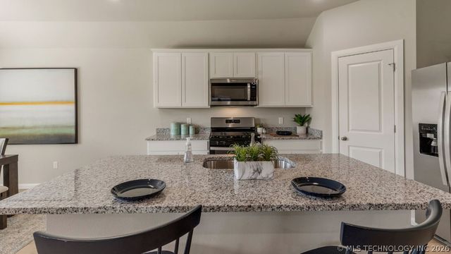 7515 N 154th East Avenue, Owasso, OK 74055