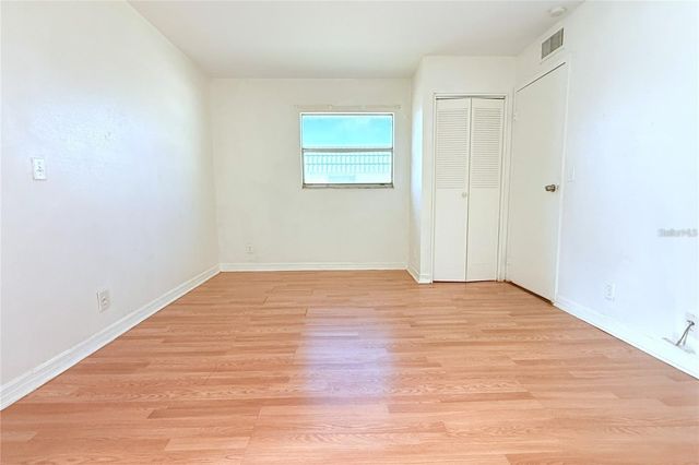 101 CAMBRIDGE TRAIL 194, Sun City Center, FL 33573