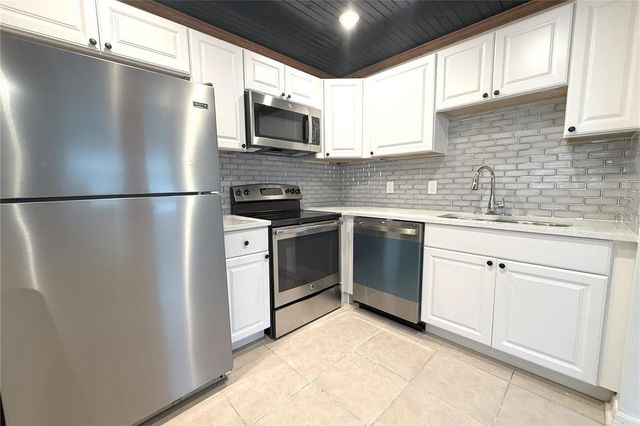 101 CAMBRIDGE TRAIL 194, Sun City Center, FL 33573
