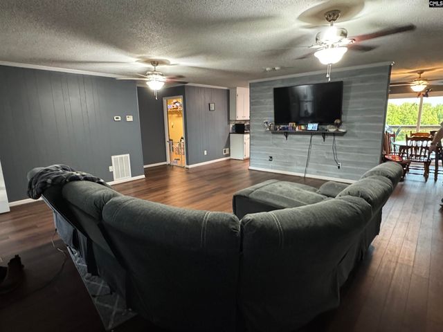 1904 Watkins Road, Cassatt, SC 29032
