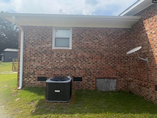 1904 Watkins Road, Cassatt, SC 29032