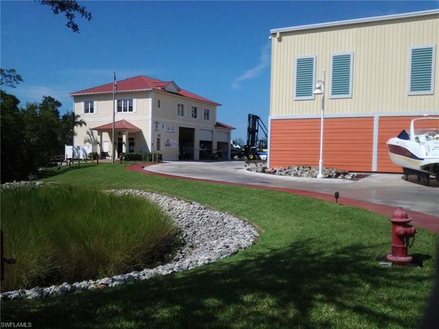 477 North RD, Naples, FL 34104