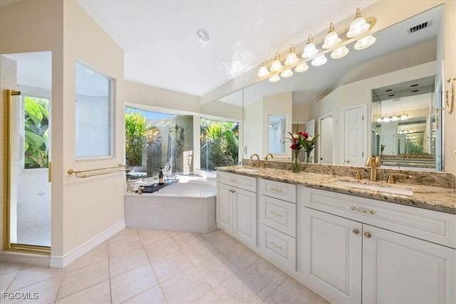 1227 SW 51st ST, Cape Coral, FL 33914