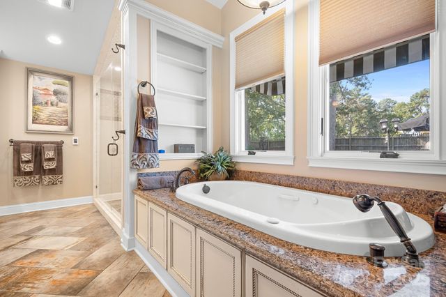 3125 Lake Shore Road S, Denver, NC 28037