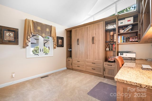 3125 Lake Shore Road S, Denver, NC 28037