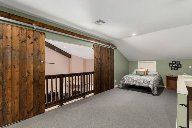 1138 Creekside LN, Weimar, TX 78962