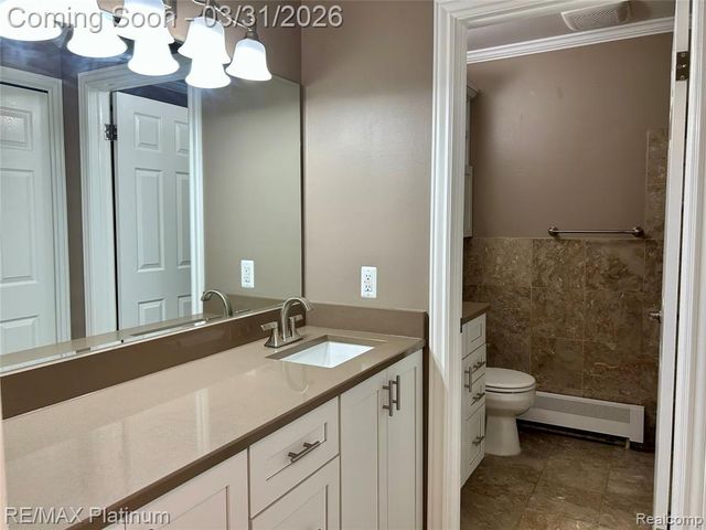 1229 Island Drive 204, Ann Arbor, MI 48105