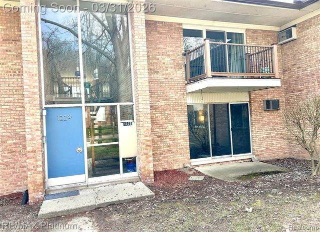1229 Island Drive 204, Ann Arbor, MI 48105
