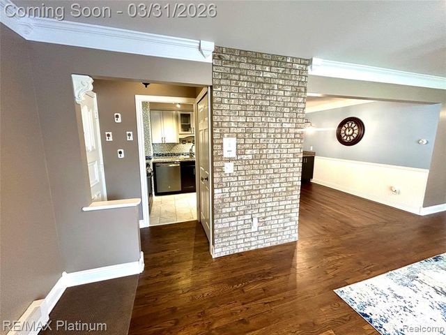 1229 Island Drive 204, Ann Arbor, MI 48105