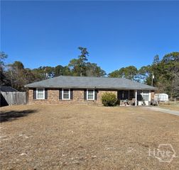 204 Whitehall Avenue, Rincon, GA 31326