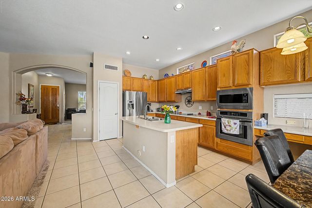 11498 S MORNINGSIDE Drive, Goodyear, AZ 85338