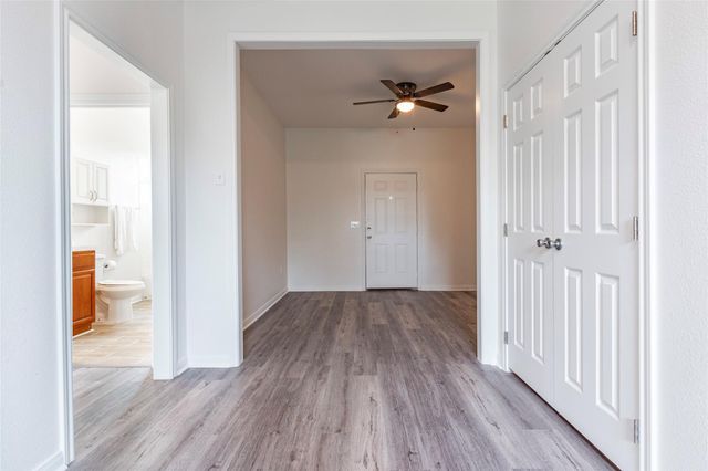 1101 54th Street, Galveston, TX 77551