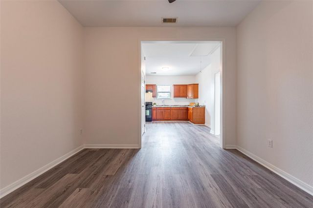 1101 54th Street, Galveston, TX 77551