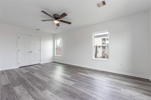 1101 54th Street, Galveston, TX 77551