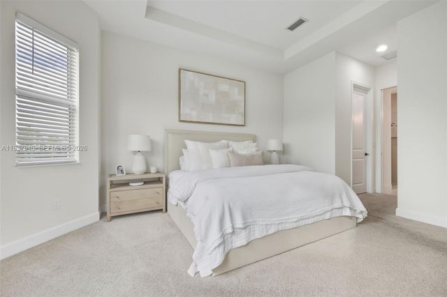 5413 Pecan Dr, Loxahatchee, FL 33470