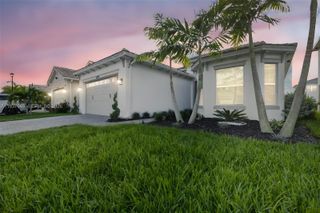 5413 Pecan Dr, Loxahatchee, FL 33470