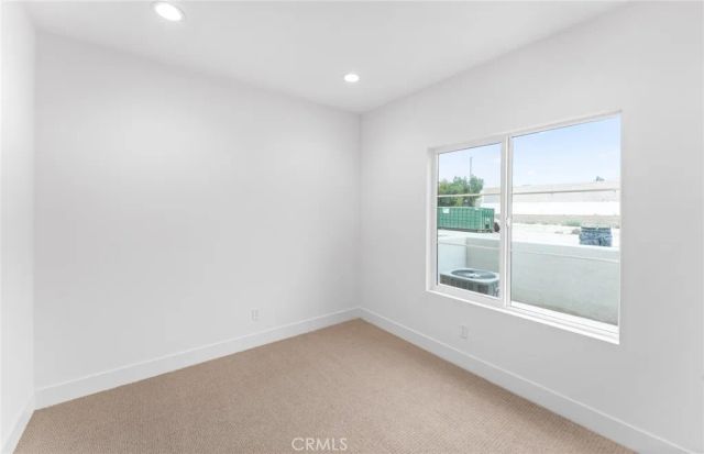 102 Sorrel Court, Burbank, CA 91506