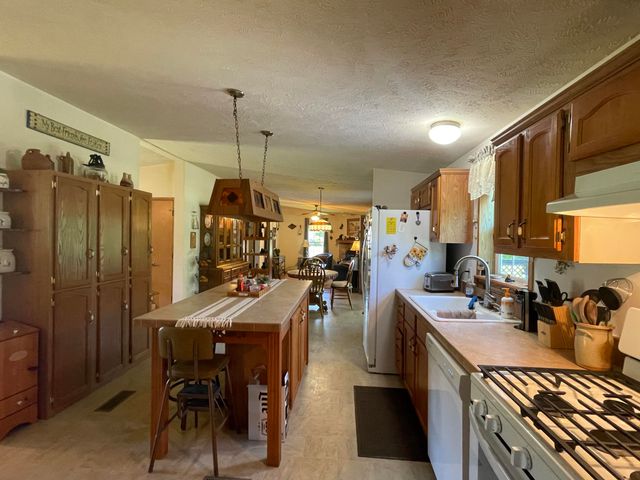 0037 N Williams Road, Westville, IN 46391