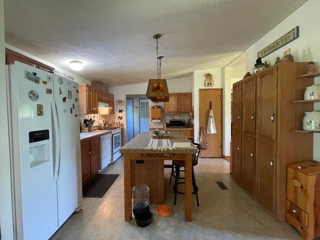 0037 N Williams Road, Westville, IN 46391