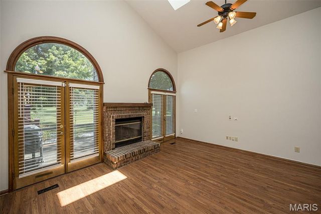 16740 N Fork Ridge Drive, Florissant, MO 63034