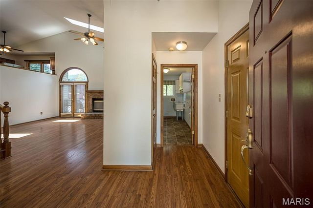 16740 N Fork Ridge Drive, Florissant, MO 63034