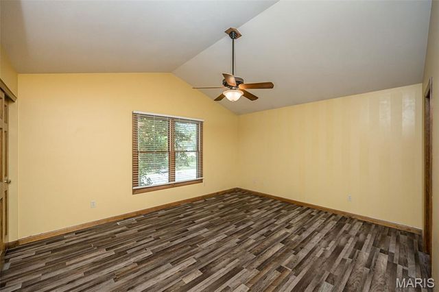 16740 N Fork Ridge Drive, Florissant, MO 63034