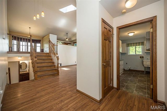16740 N Fork Ridge Drive, Florissant, MO 63034