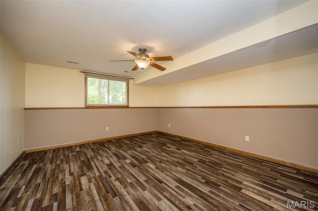 16740 N Fork Ridge Drive, Florissant, MO 63034