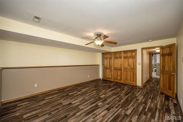 16740 N Fork Ridge Drive, Florissant, MO 63034