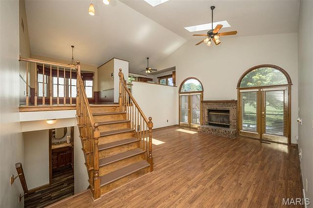 16740 N Fork Ridge Drive, Florissant, MO 63034