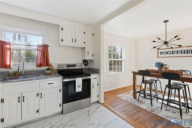 12041 Corianna Ln, Midlothian, VA 23113