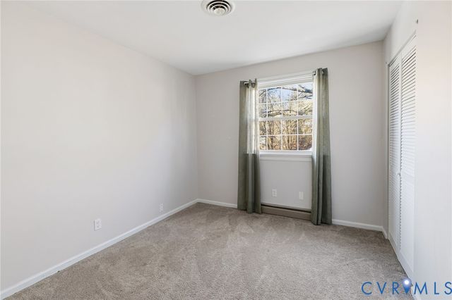 12041 Corianna Ln, Midlothian, VA 23113