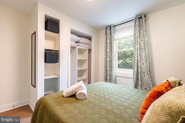 2528 CARPENTER ST, Philadelphia, PA 19146