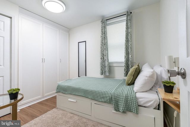 2528 CARPENTER ST, Philadelphia, PA 19146