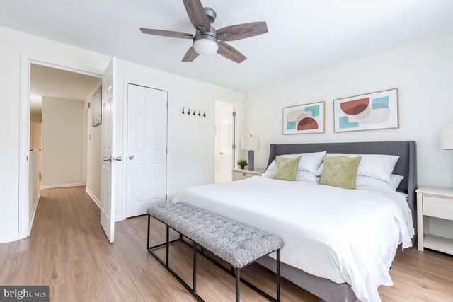 2528 CARPENTER ST, Philadelphia, PA 19146