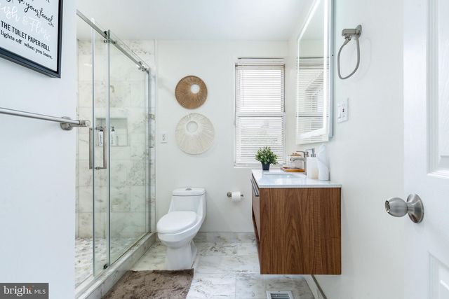 2528 CARPENTER ST, Philadelphia, PA 19146