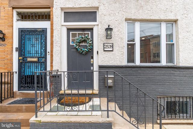 2528 CARPENTER ST, Philadelphia, PA 19146