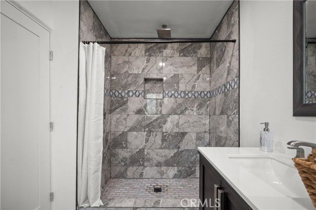 638 N Buttonwood, Anaheim, CA 92805