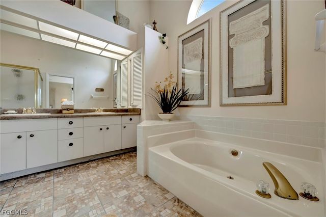 9341 White Hickory LN, Fort Myers, FL 33912