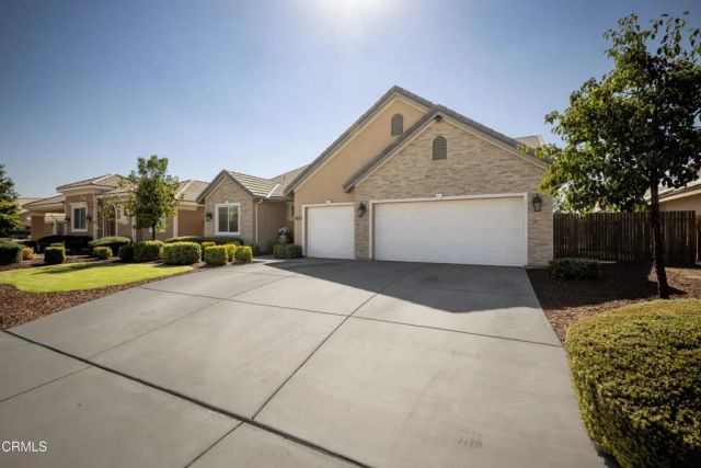 4233 Aloe Court, Bakersfield, CA 93314