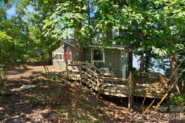 263 Lakewood Circle, Troy, NC 27371