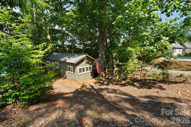 263 Lakewood Circle, Troy, NC 27371