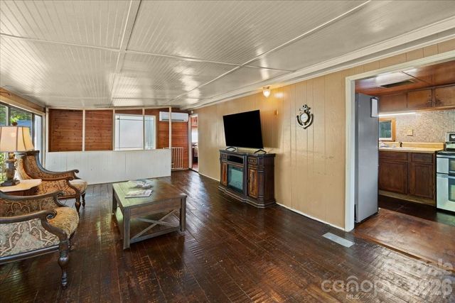 263 Lakewood Circle, Troy, NC 27371